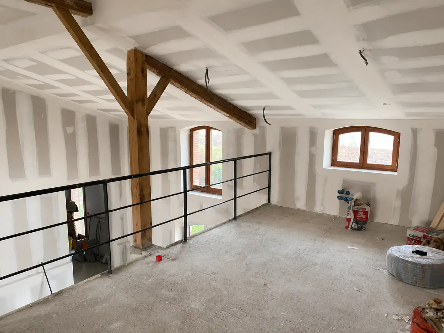Renovation maison mezzanine poutres